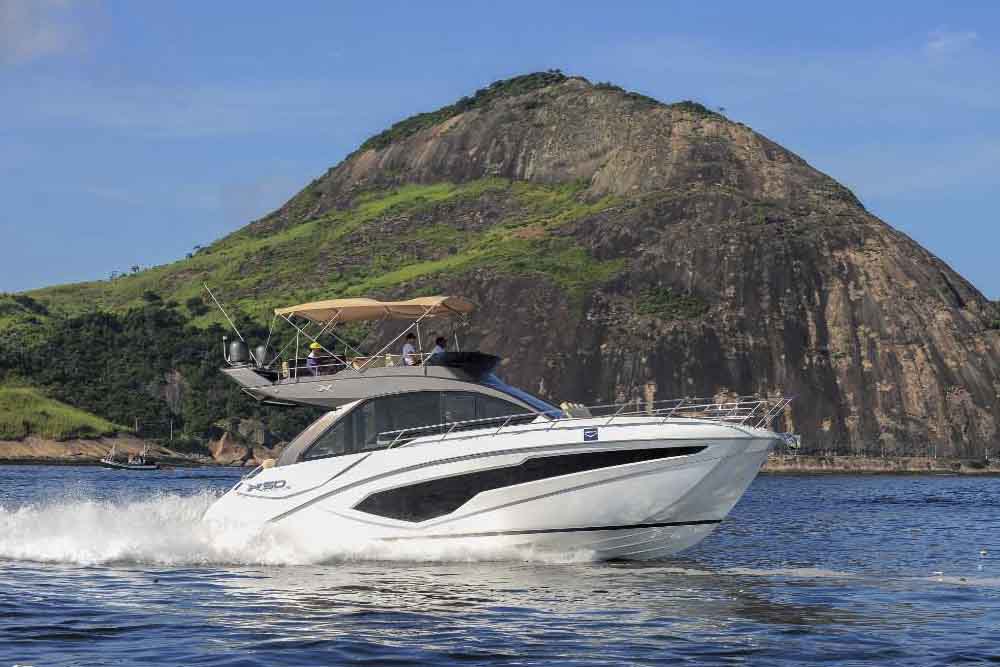 NX 50 Invictus Fly, barco de luxo da NX Boats