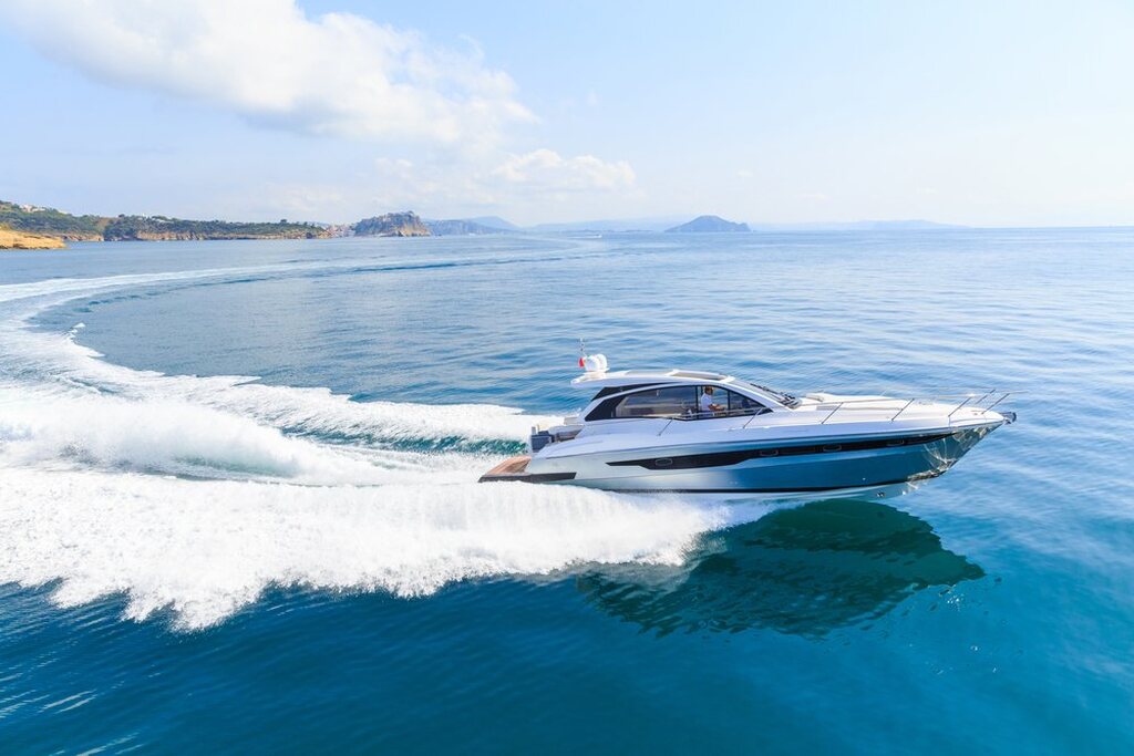barco de luxo para lazer