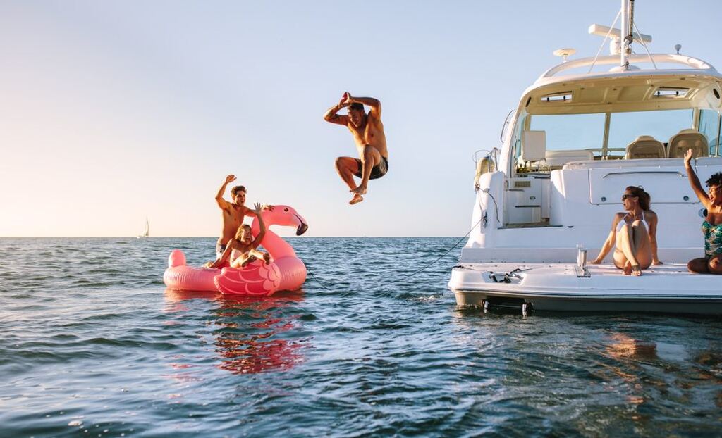 barco de luxo para lazer